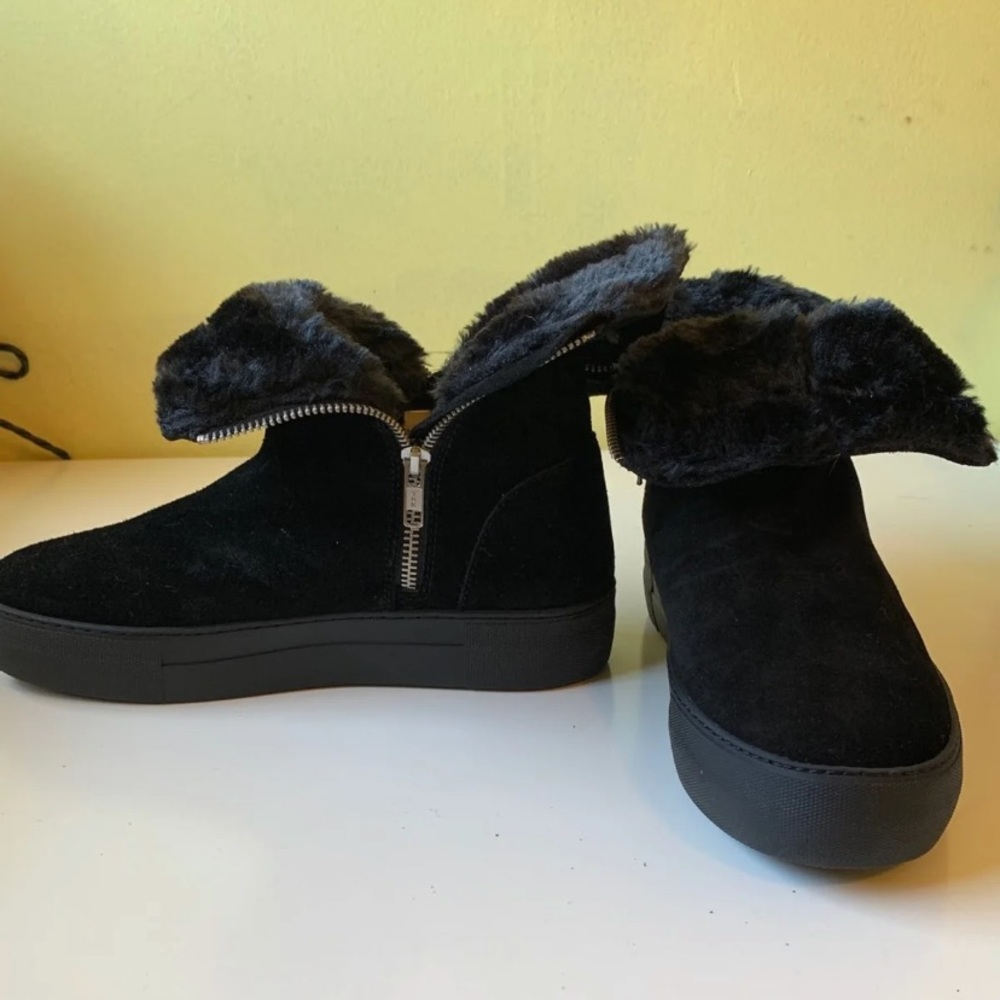 J Slides